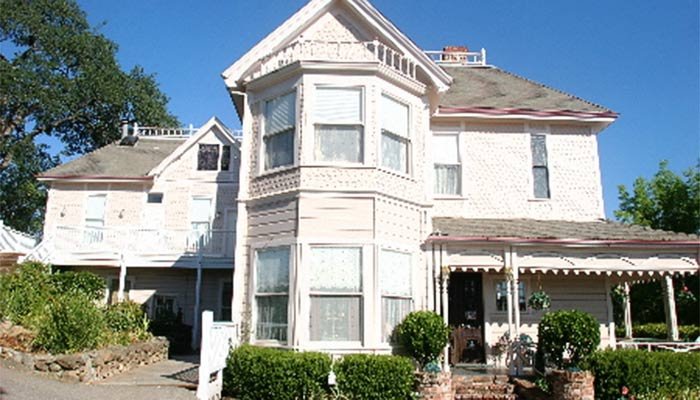Exterior of the Inn